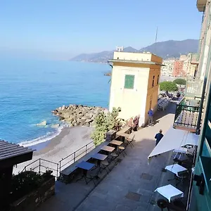 le-finestre-sul-mare-camogli.hotelitalianriviera.com/